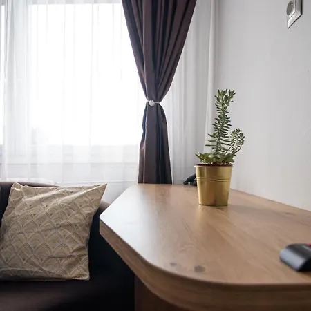 Akademia Hotel