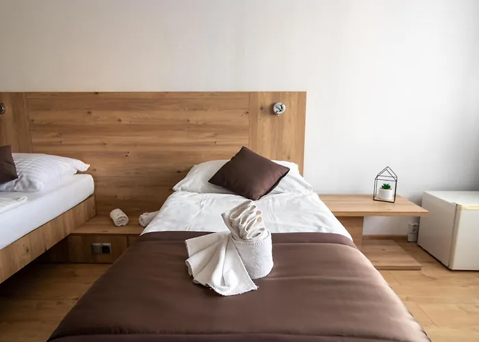 Akademia 2* Кошице